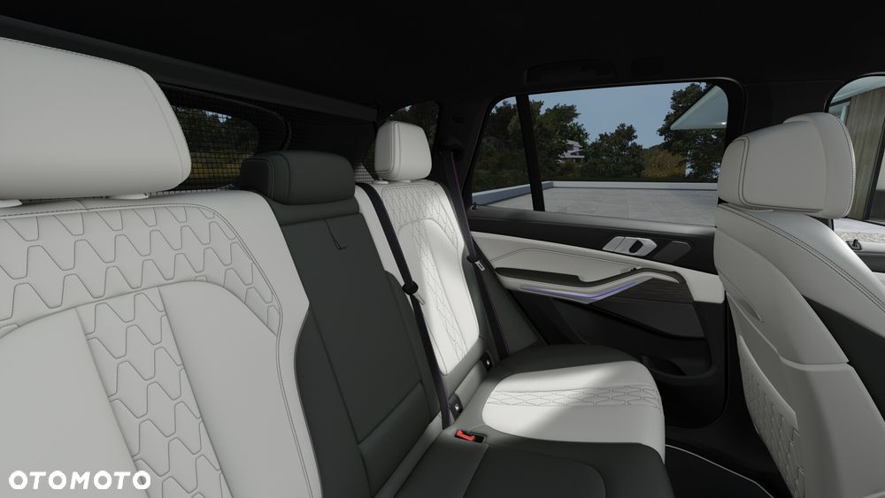 BMW X5 xDrive40d - 14