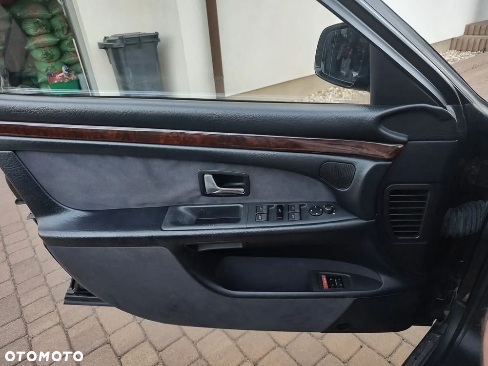 Audi A8 - 11