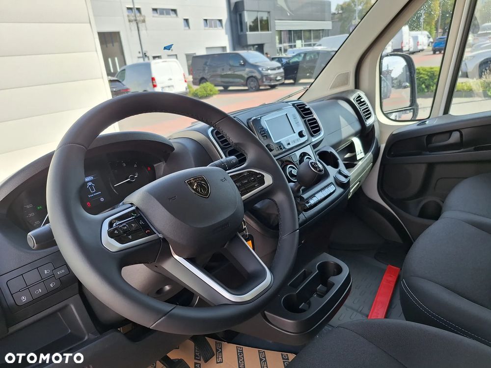 Peugeot Boxer Furgon L4H3 3.5T Heavy Diesel 2.2 180 KM Manual - 12