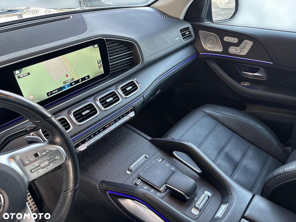 Mercedes-Benz GLS - 14