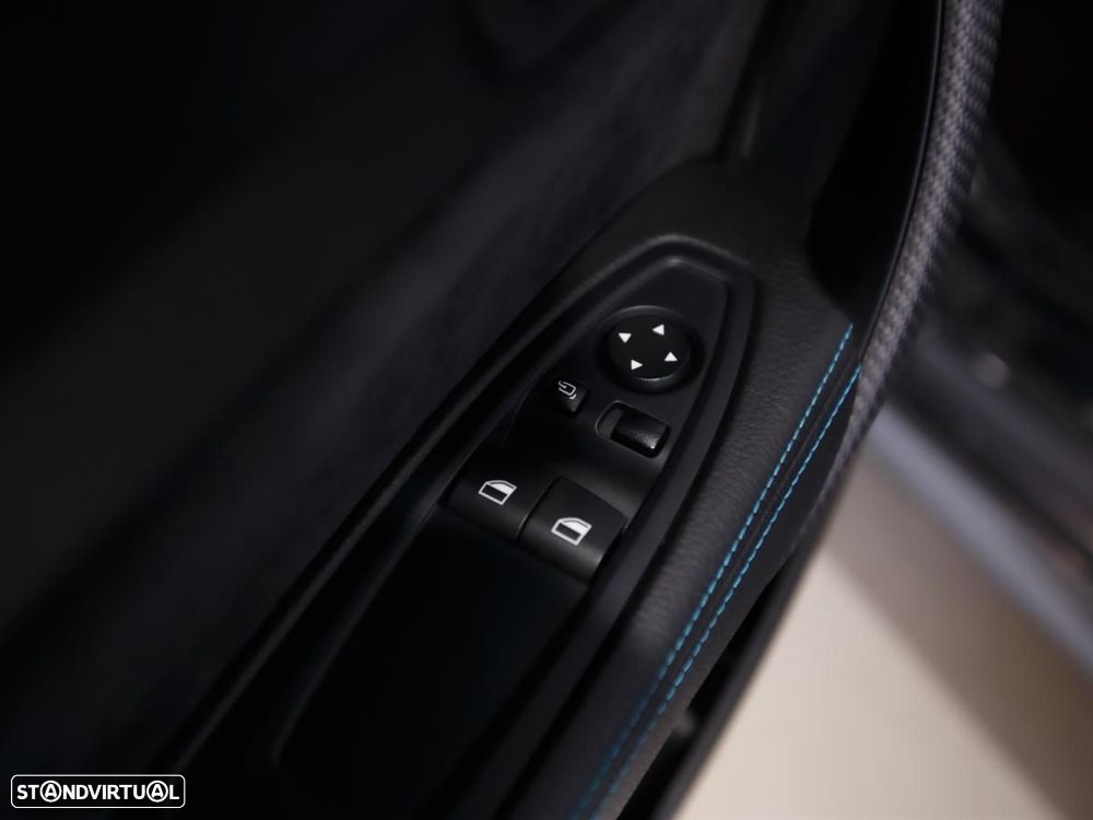 BMW M2 Auto - 11