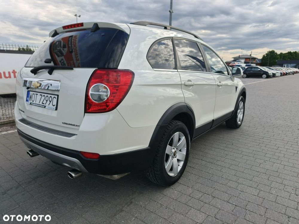 Chevrolet Captiva - 12