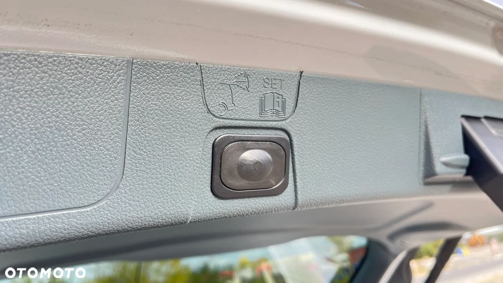 Ford C-MAX 1.6 EcoBoost Titanium ASS - 26