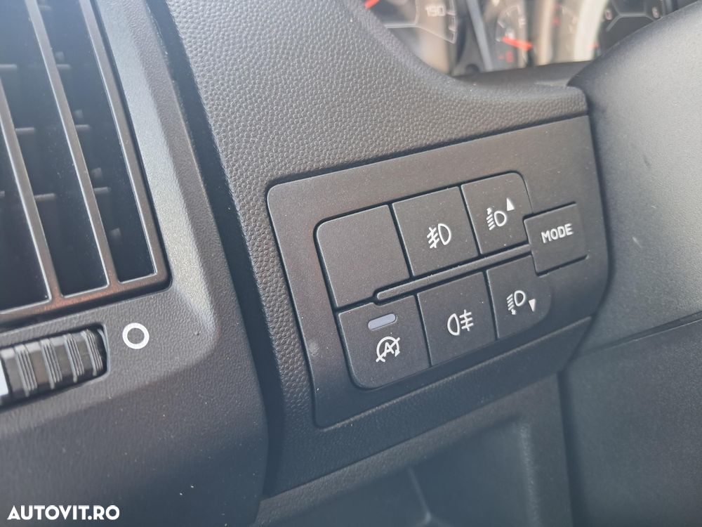 Opel MOVANO FURGON 2.2D 165CP MANUAL EURO 6 - 14