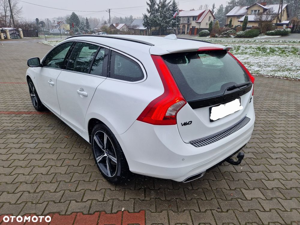 Volvo V60 D6 AWD Plug-in Hybrid Summum - 8