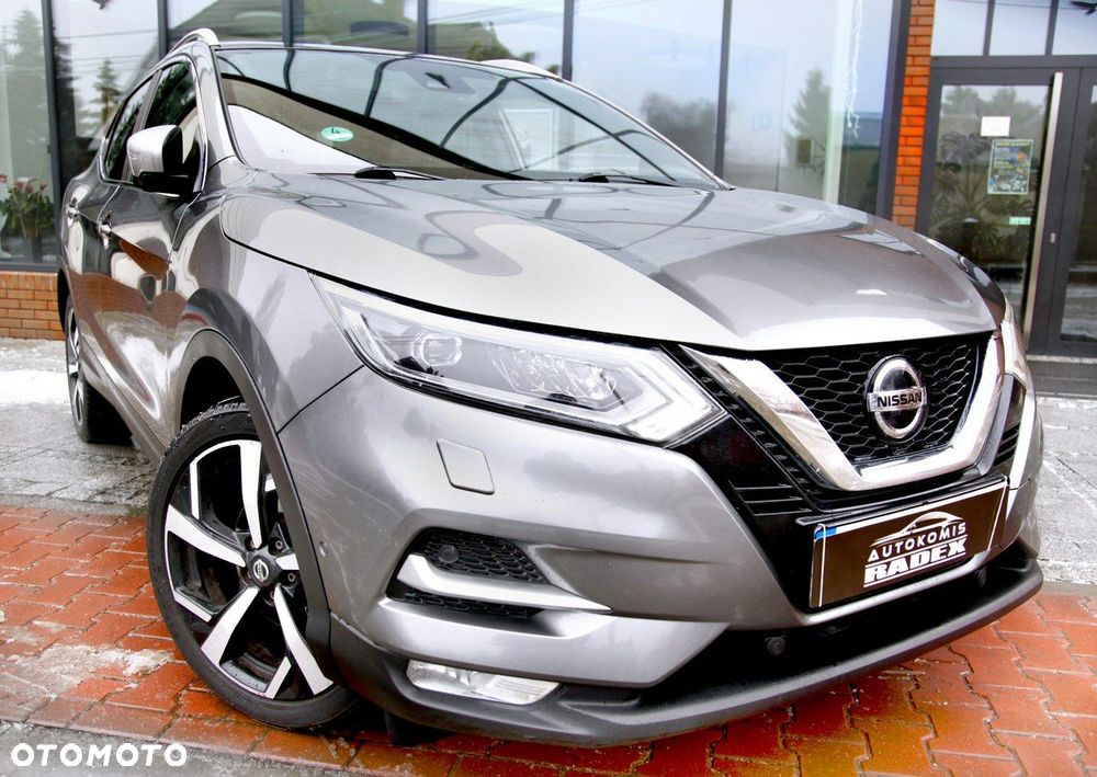 Nissan Qashqai 1.2 DIG-T Xtronic TEKNA+ - 4