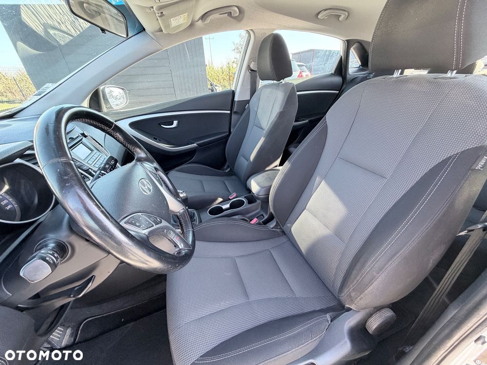 Hyundai i30 1.6 CRDi BlueDrive Run - 19