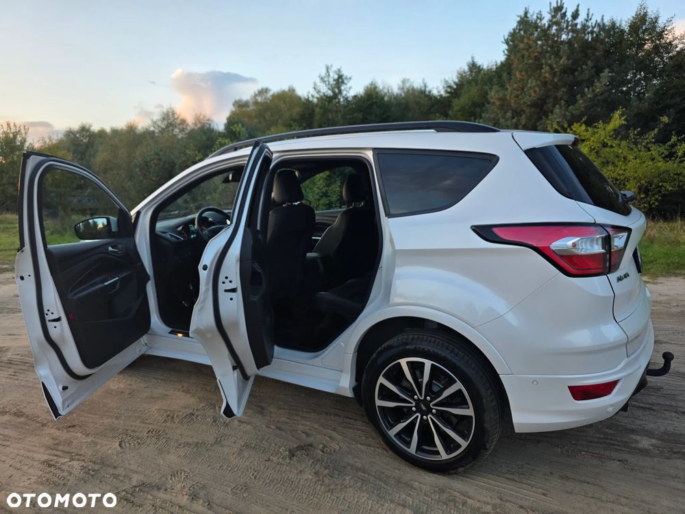 Ford Kuga - 20