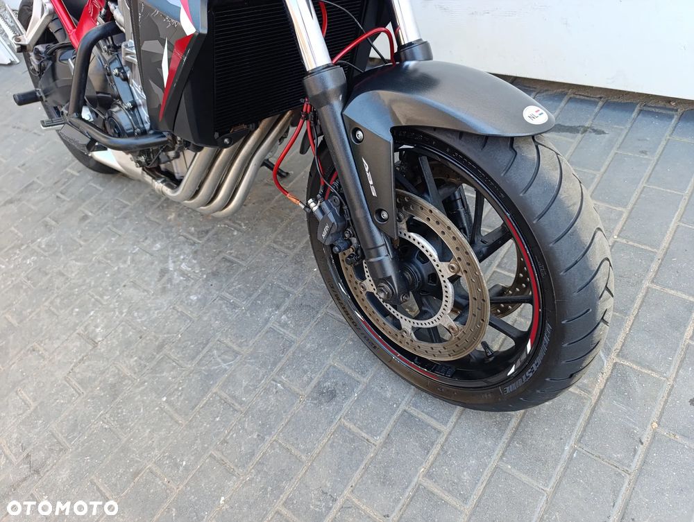 Honda CB - 32