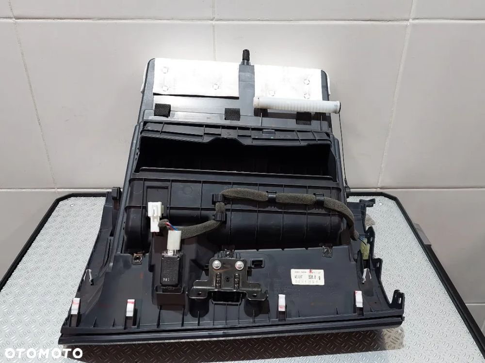 SCHOWEK OD PASAŻERA KIA RIO III 3 R2016 1,2B NR 845121W020 - 3