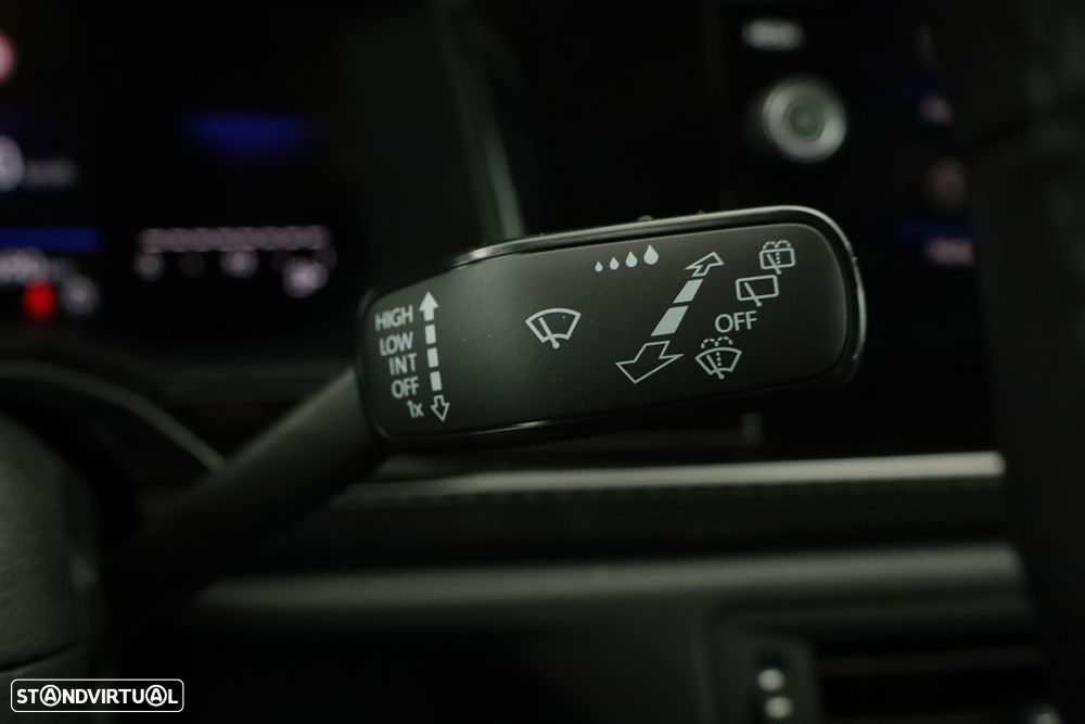 VW Taigo 1.0 TSI Urban DSG - 17