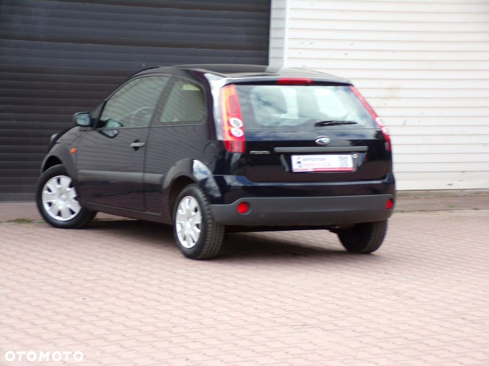 Ford Fiesta - 10
