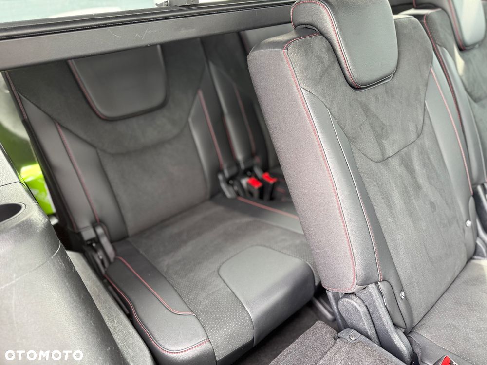 Ford S-Max 2.0 EcoBlue Twin-Turbo ST-Line - 12