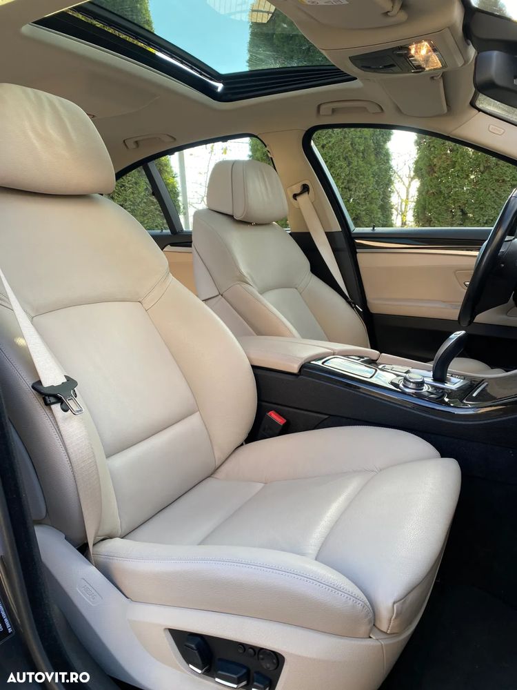 BMW Seria 5 525d xDrive AT - 8