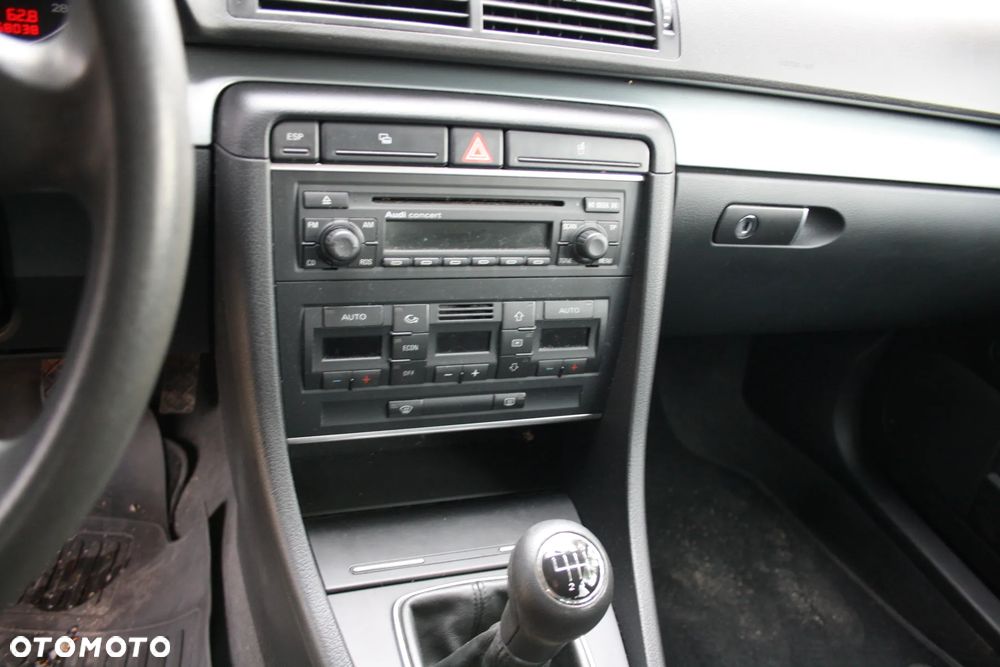 Audi A4 Avant - 16