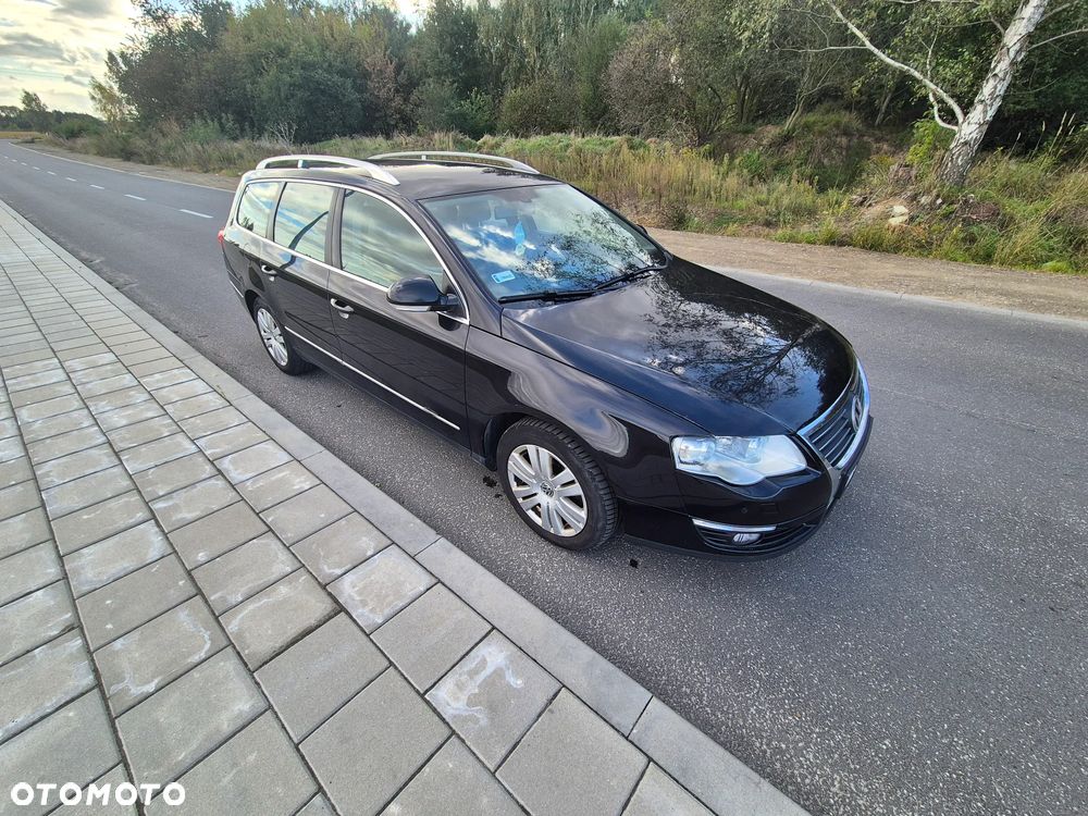 Volkswagen Passat 2.0 TDI Highline - 16