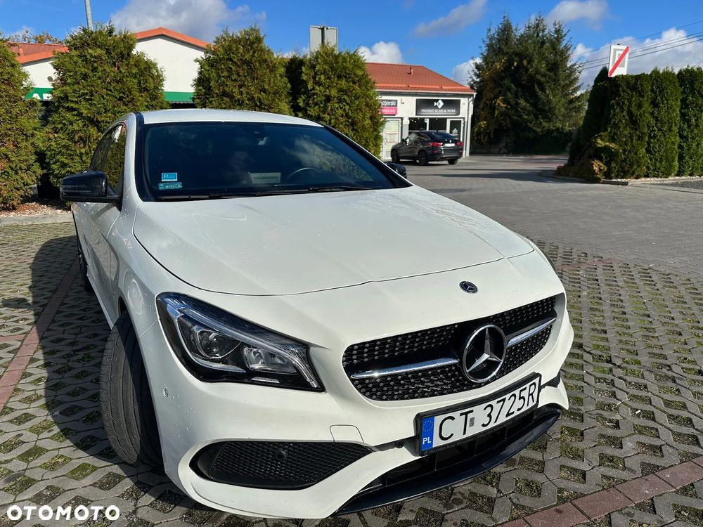 Mercedes-Benz CLA 200 7G-DCT AMG Line - 5