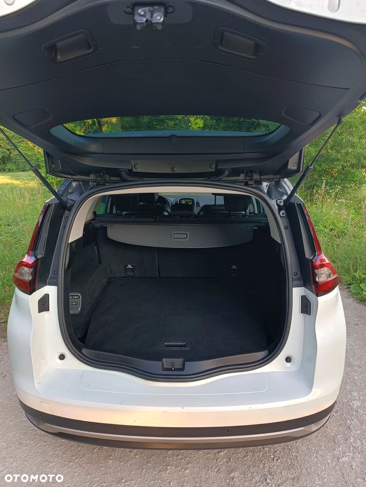 Renault Scenic ENERGY TCe 130 S&S LIMITED - 12