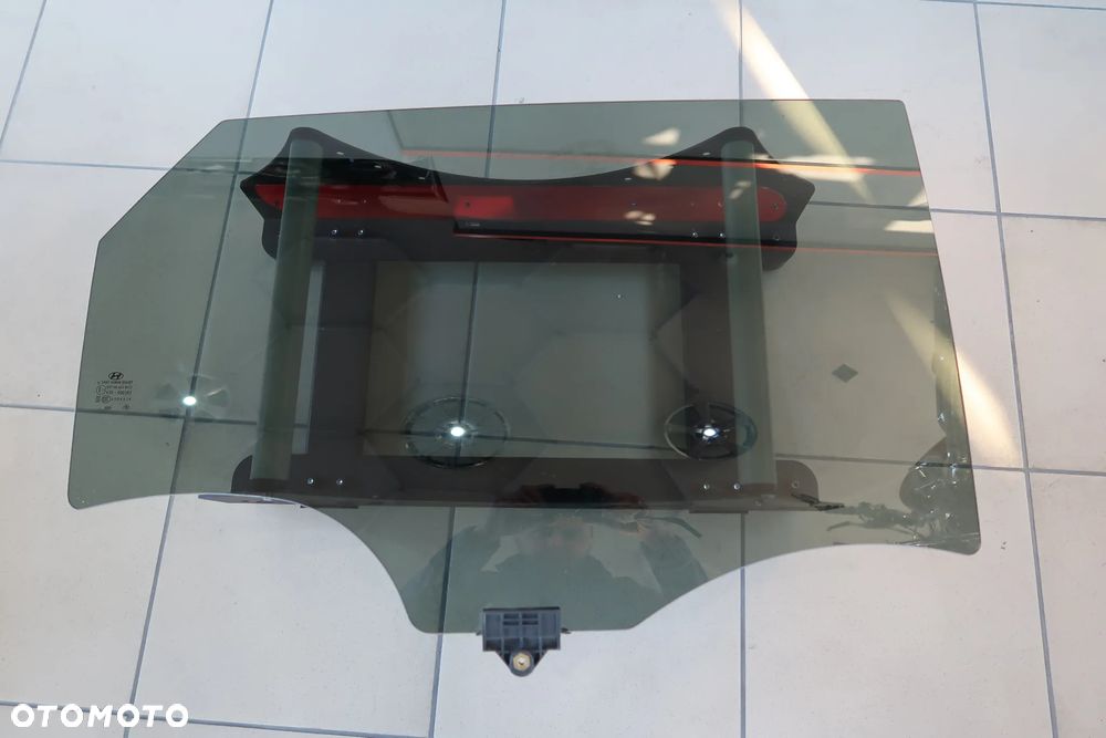 szyba Hyundai Tucson PT prawy tył przyciemniona - 3