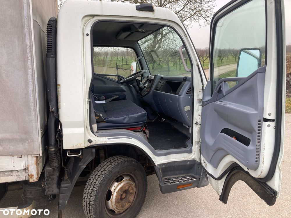 Mitsubishi Canter - 9