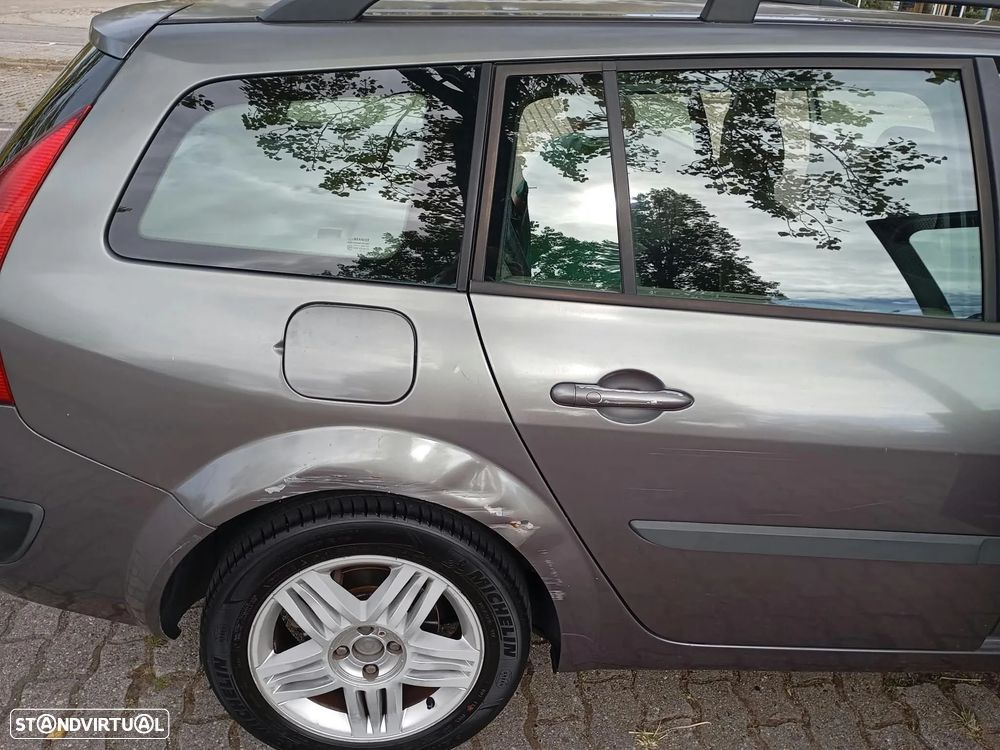 Renault Mégane Break 1.9 dCi C Dynamique - 17