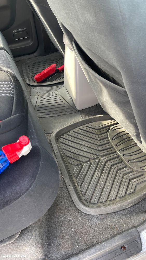 Mitsubishi Pajero Sport 2.5 TD GLS - 16