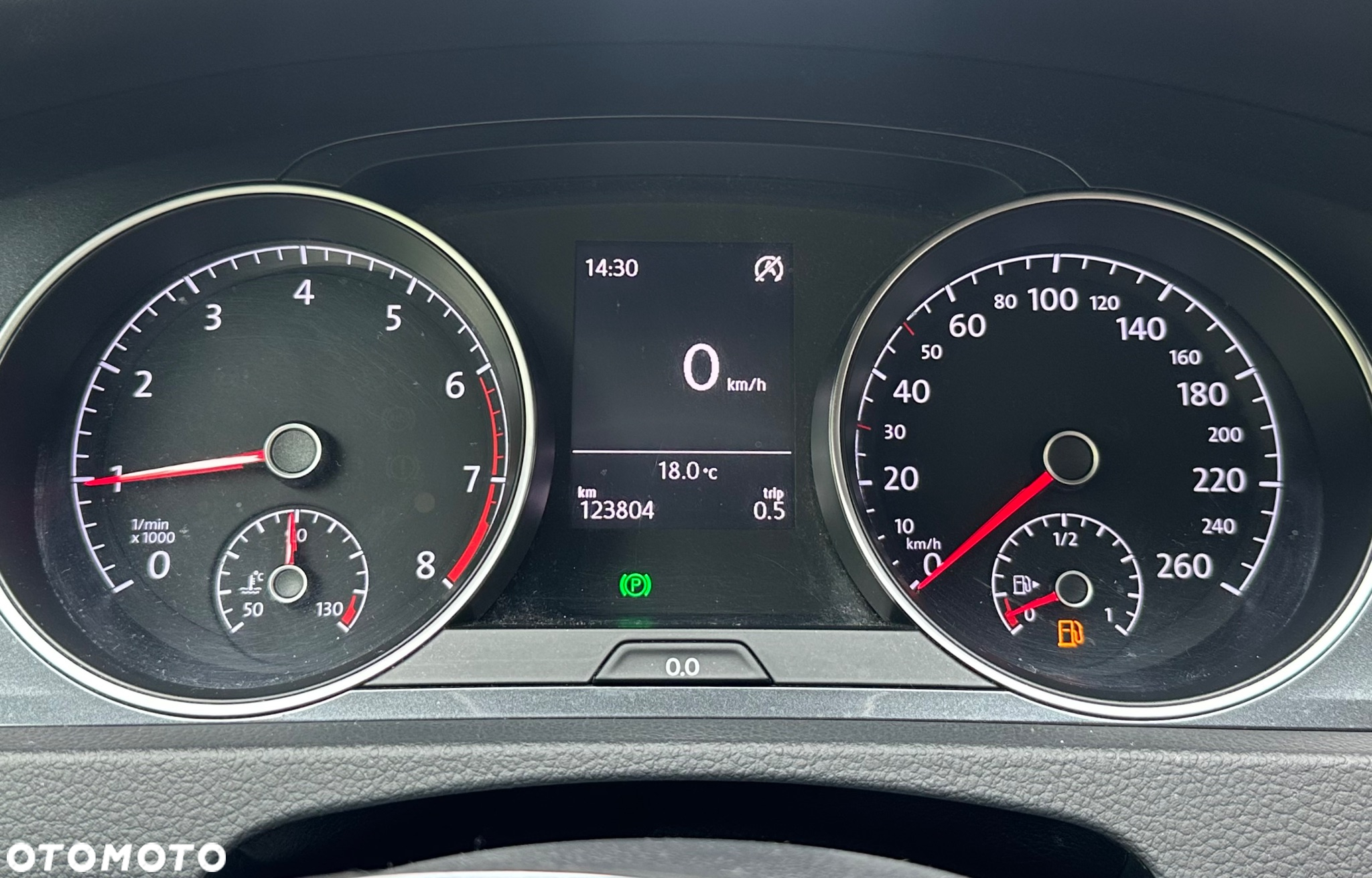 Volkswagen Golf VII 1.0 TSI BMT Trendline - 18