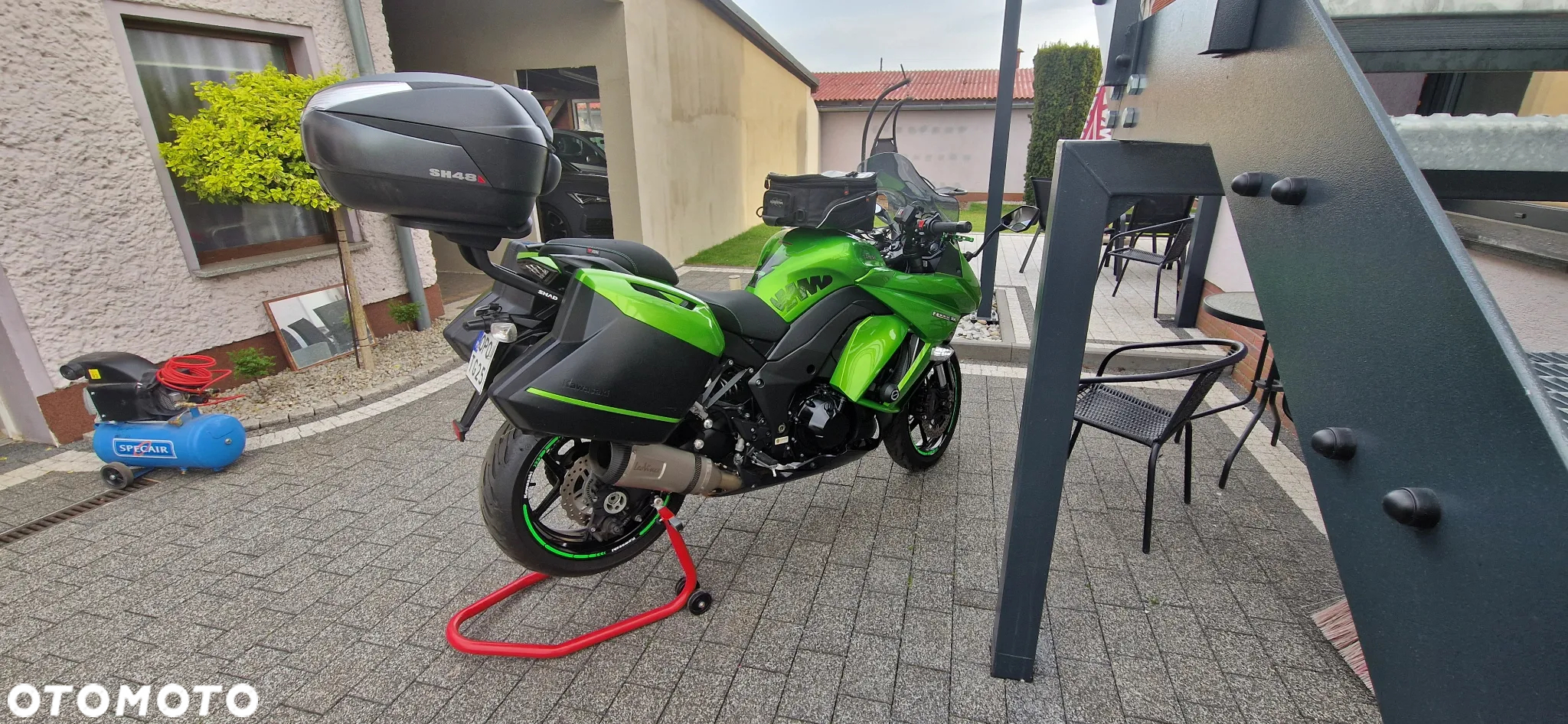 Kawasaki Ninja 1000 SX - 8