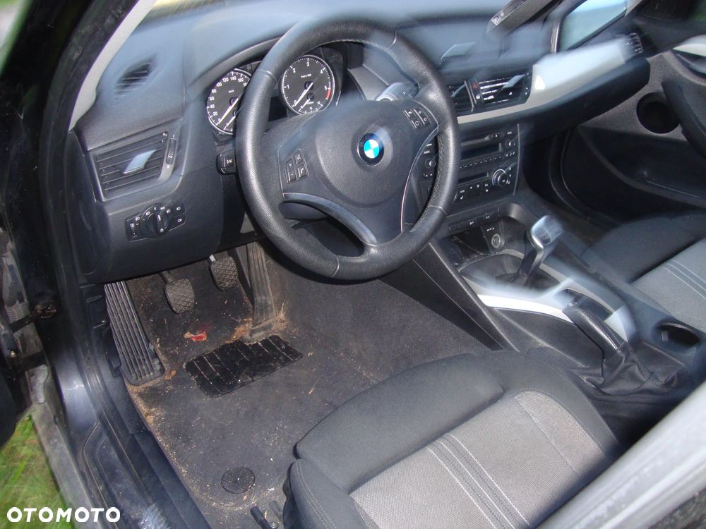 BMW X1 - 10