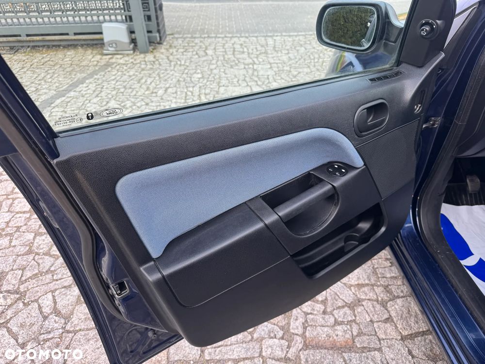 Ford Fiesta 1.4 Fun - 25