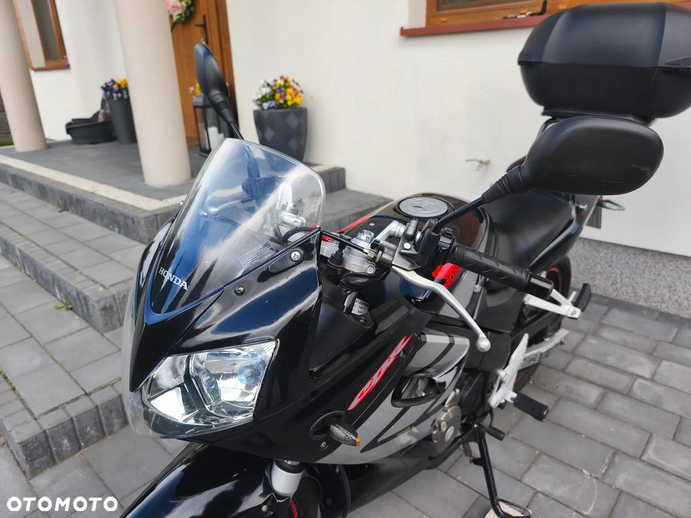 Honda CBR - 17