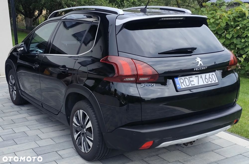 Peugeot 2008 1.6 BlueHDi Style - 4