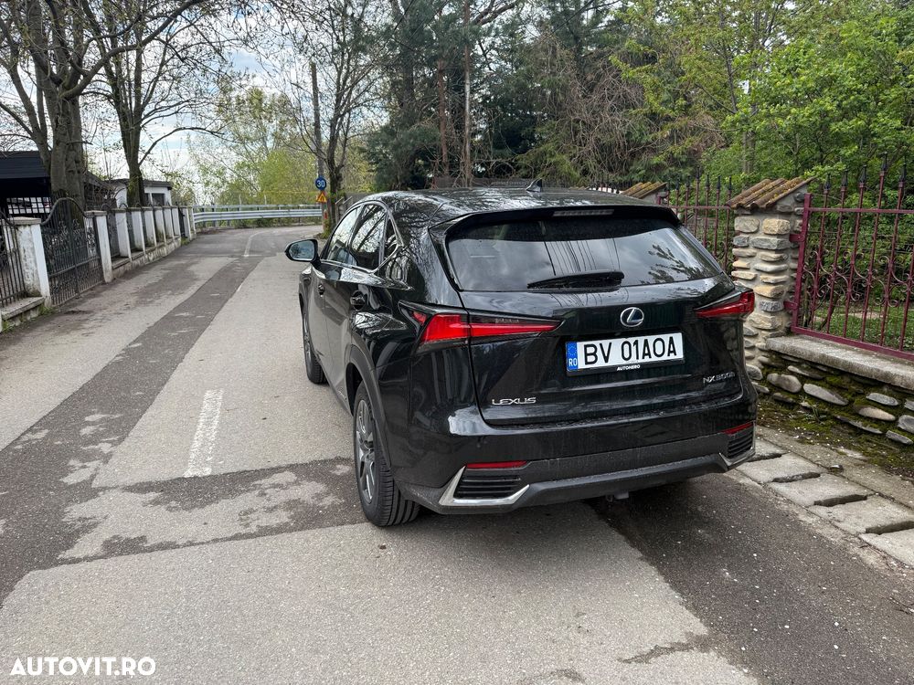 Lexus Seria NX 300h Business Edition - 14