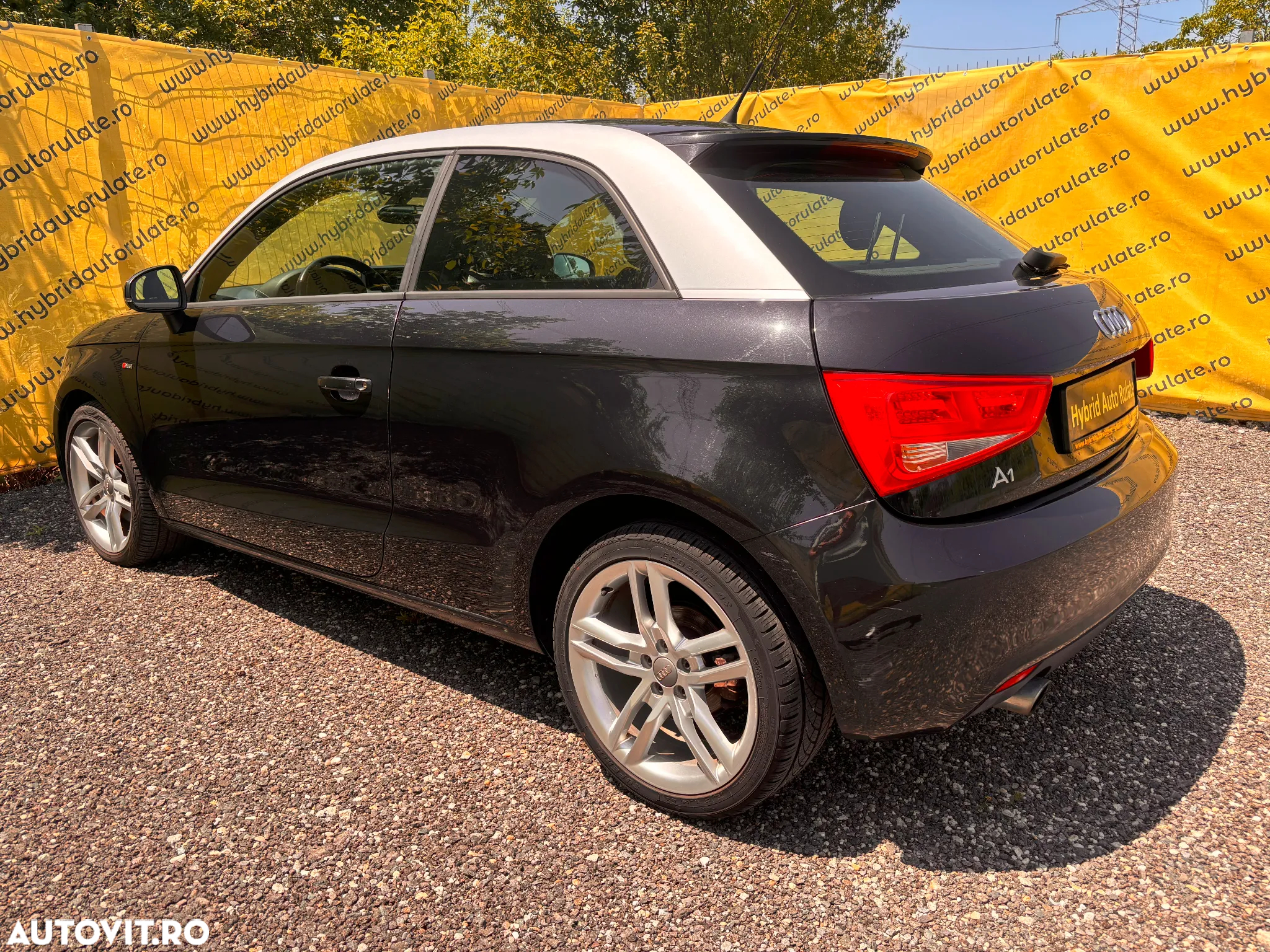 Audi A1 1.6 TDI Attraction - 3