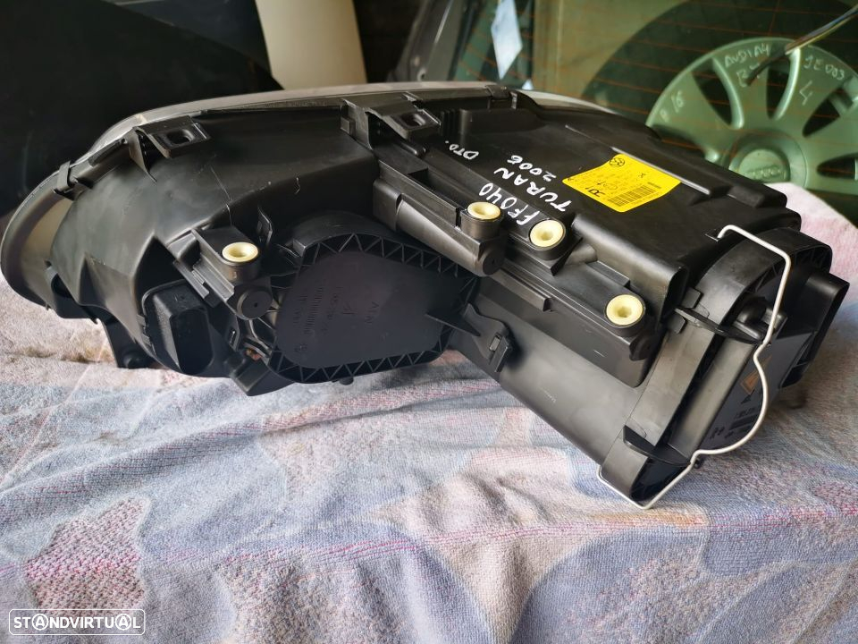 VW TOURAN 1T1 FAROL DTO - FF040 - 3