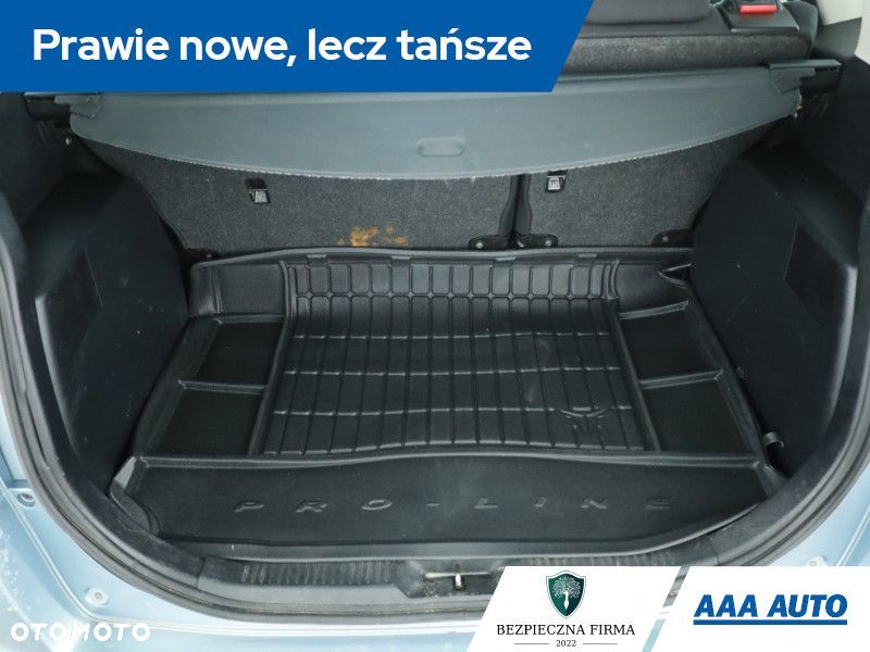 Mazda 2 - 13