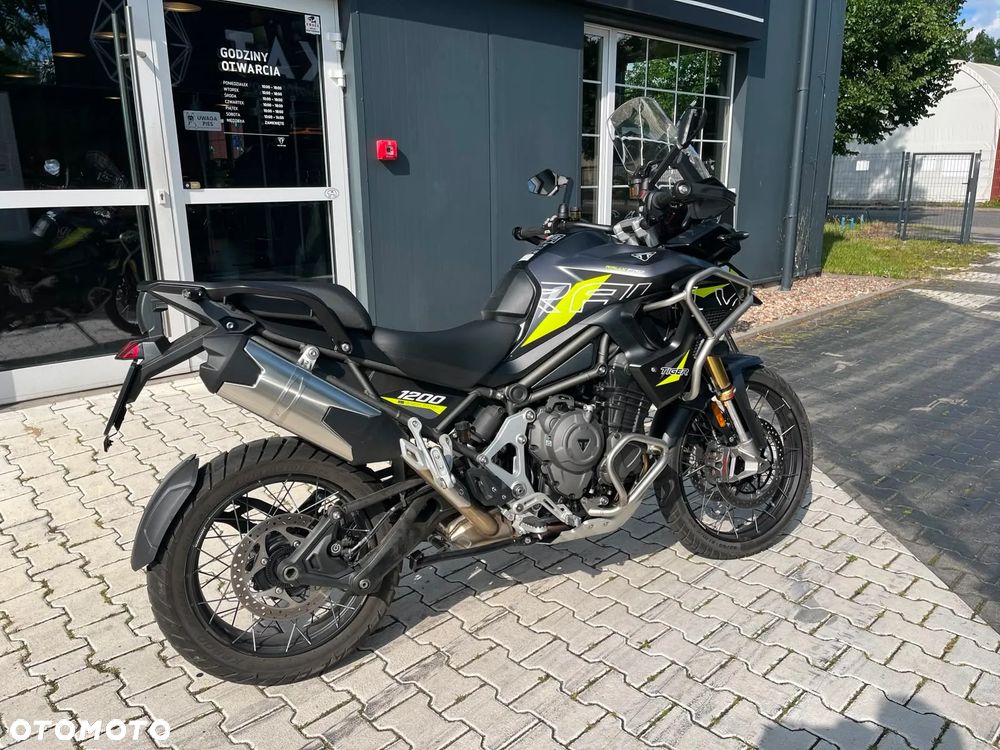 Triumph Tiger - 2