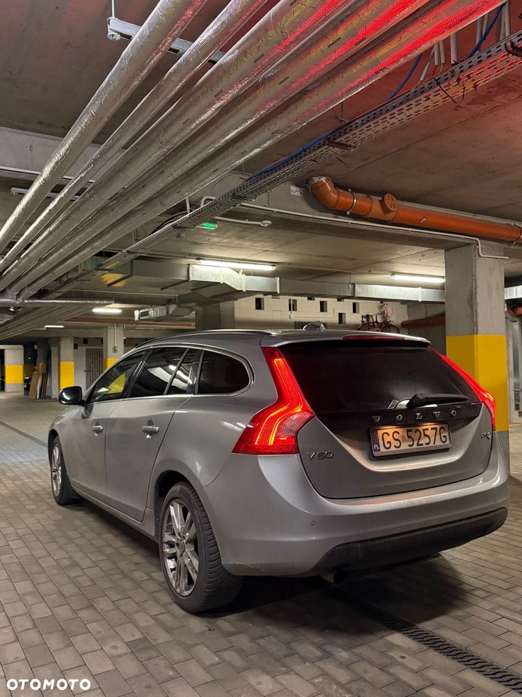 Volvo V60 DRIVe - 6