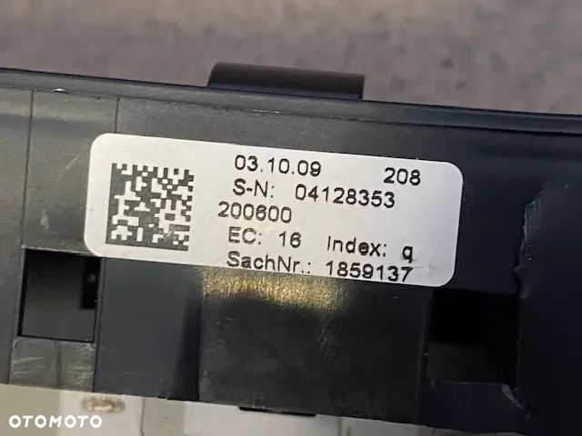 CZYTNIK NAWIGACJI MMI AUDI A4 B8 8T1035666E - 6