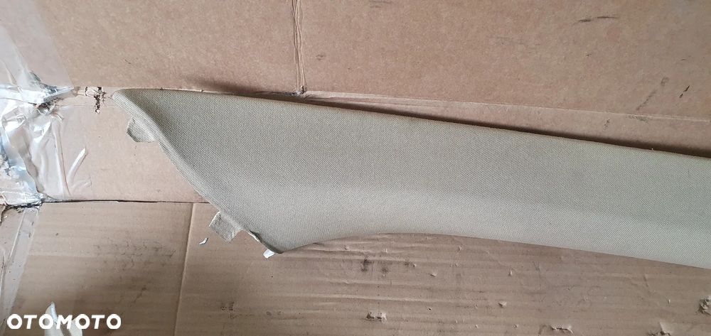 Osłona poszycie słupka prawy przód Mercedes ML W164 A1646900425 - 2
