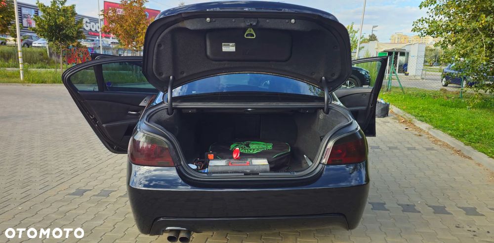 BMW Seria 5 530xi - 19