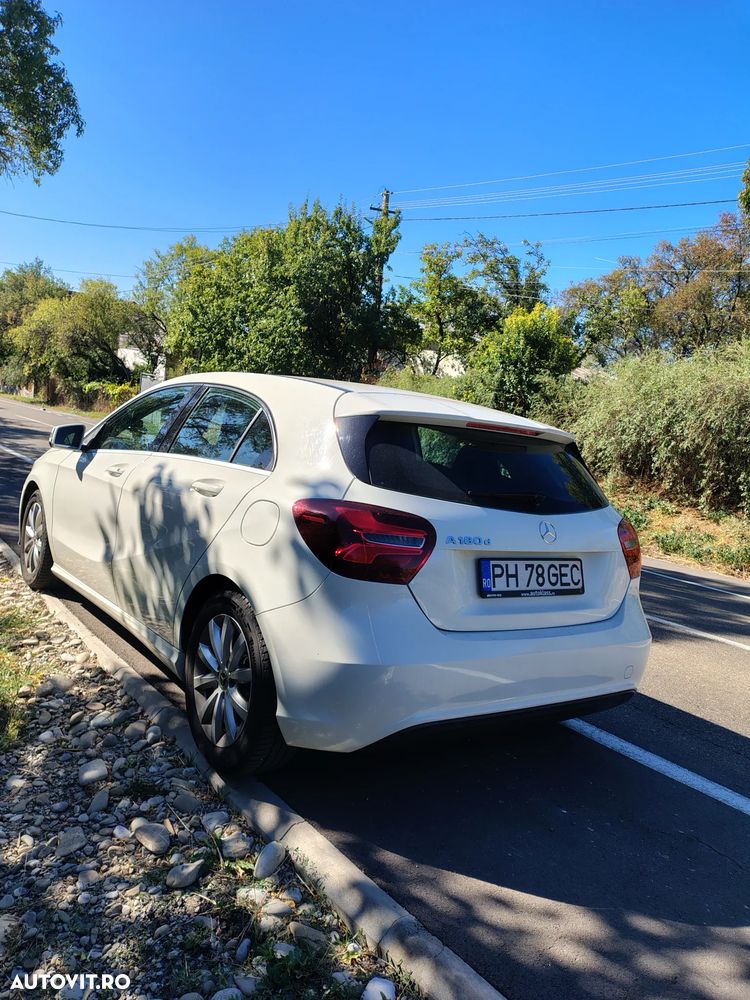 Mercedes-Benz A 180 2018 photo 3