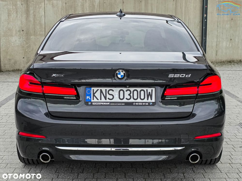 BMW Seria 5 520d xDrive Sport Line - 11