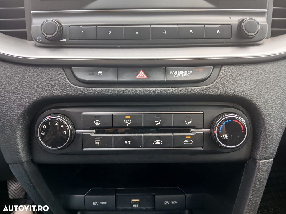 Kia Ceed 1.5 T-GDI 6MT Best - 14