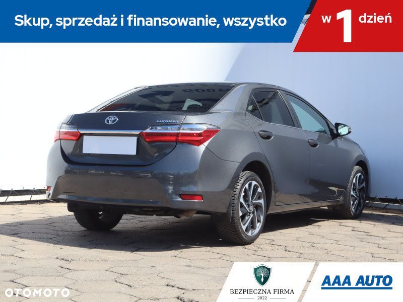 Toyota Corolla - 7