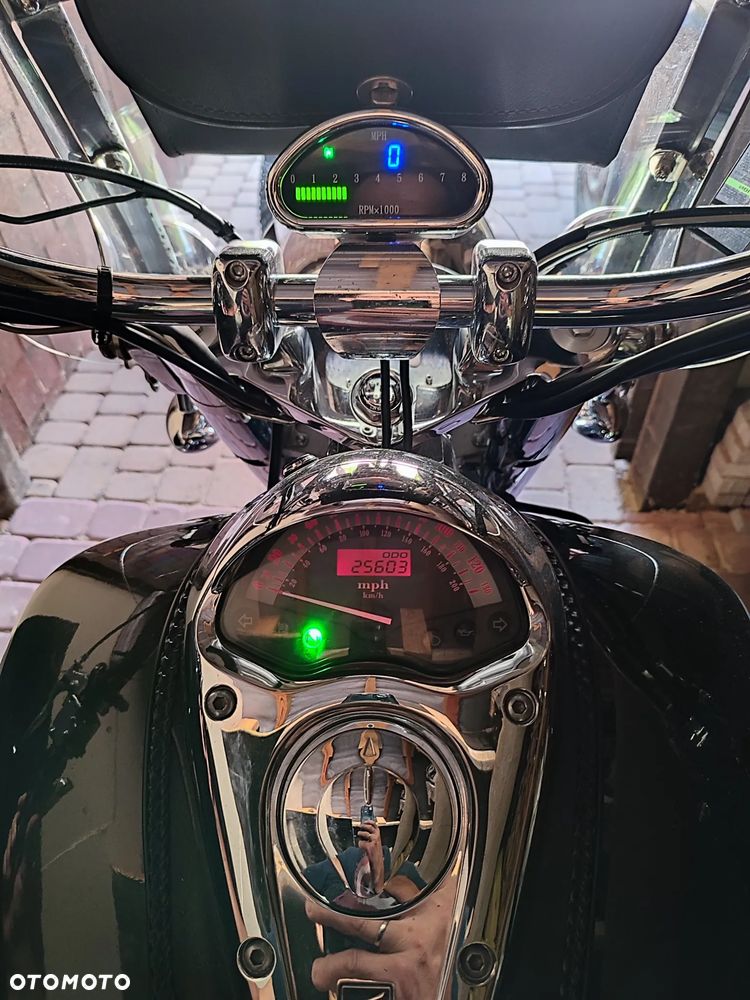 Honda VTX - 7