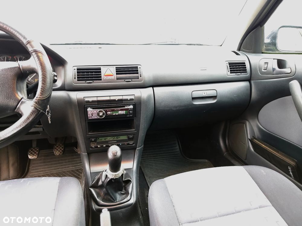 Skoda Octavia 1.6 Tour - 5