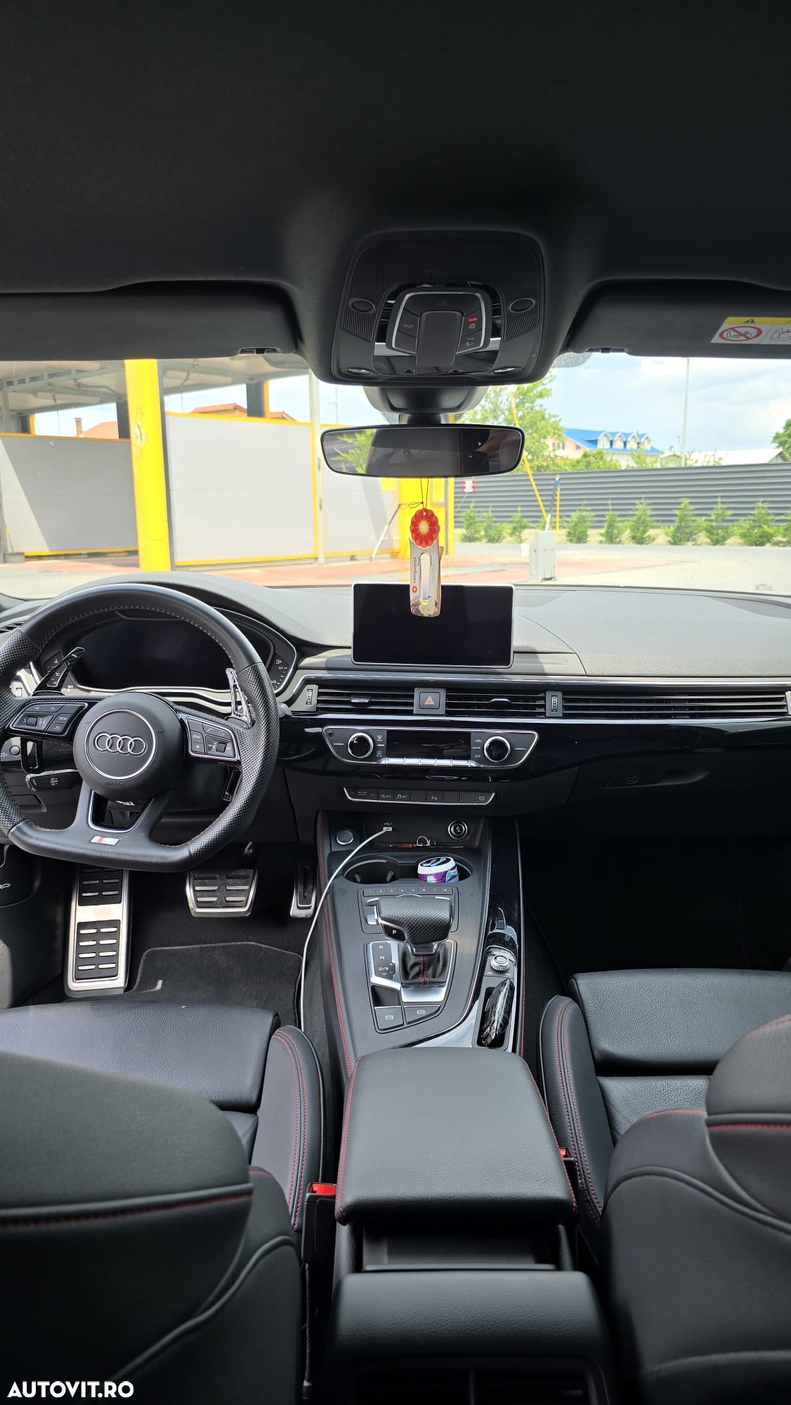 Audi A4 Avant 2.0 TFSI ultra S tronic - 15