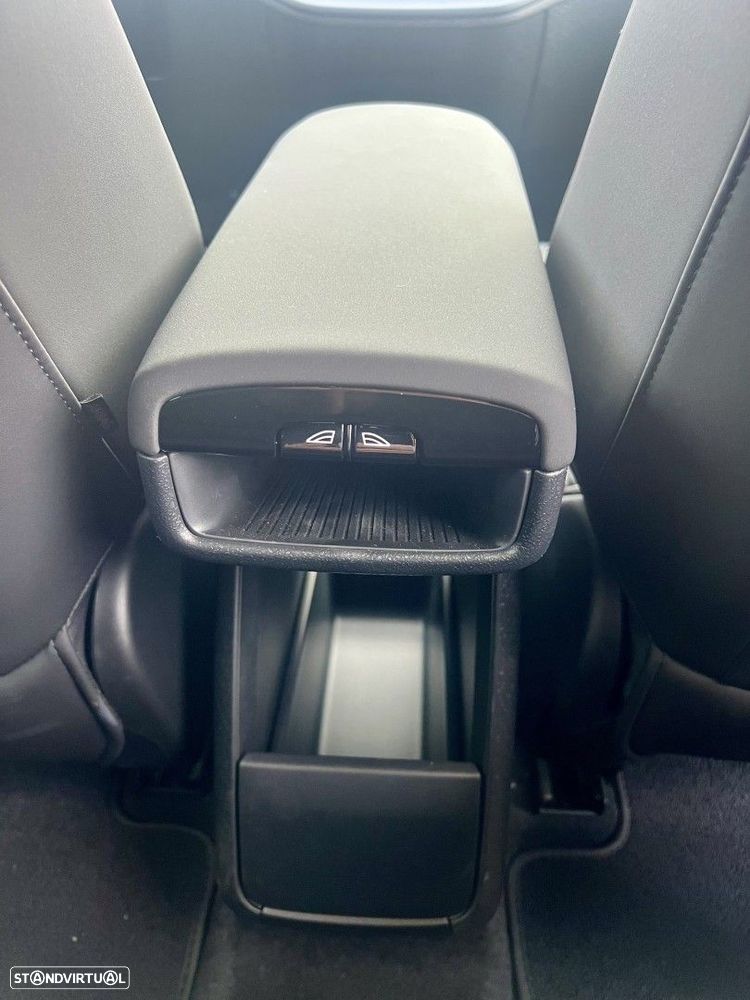 Volvo EX30 69 kWh Single Motor Extended Range Core - 13