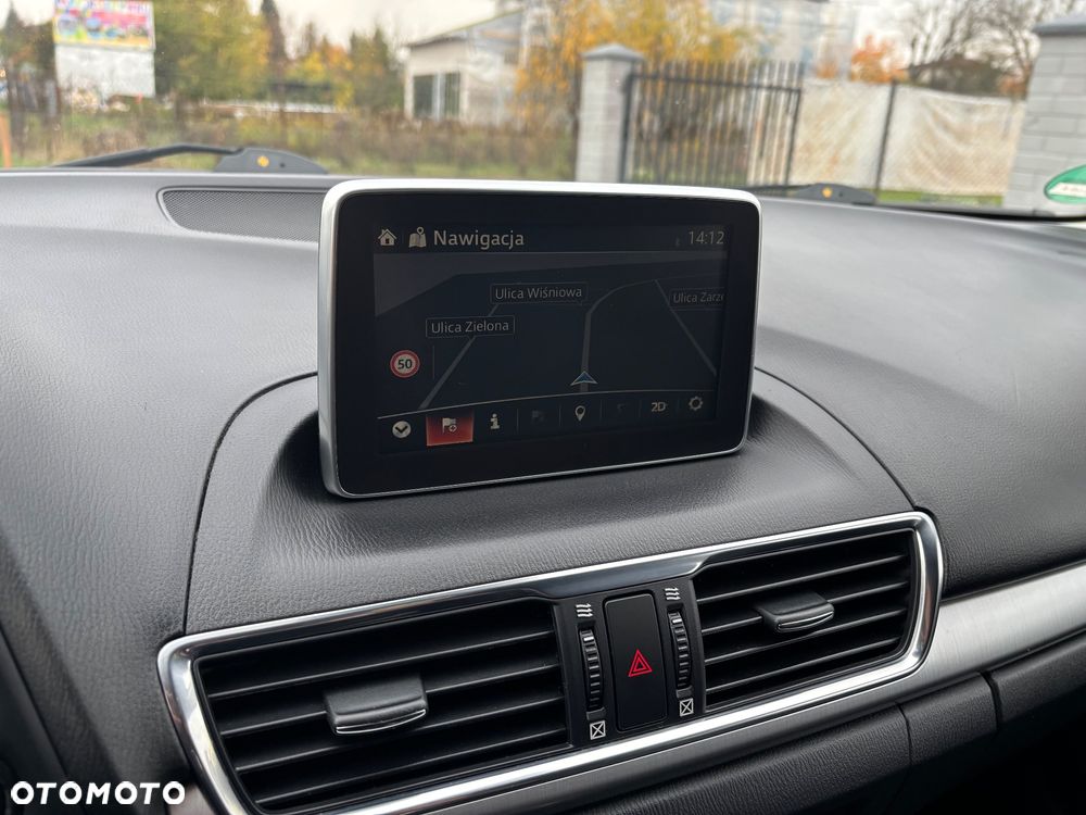Mazda 3 - 16